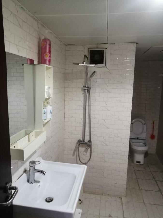 Tanih Place * أبو ظبي
