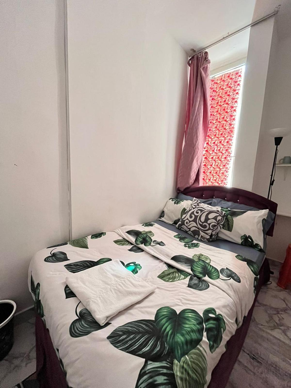Tanih Place منزل للإقامة *