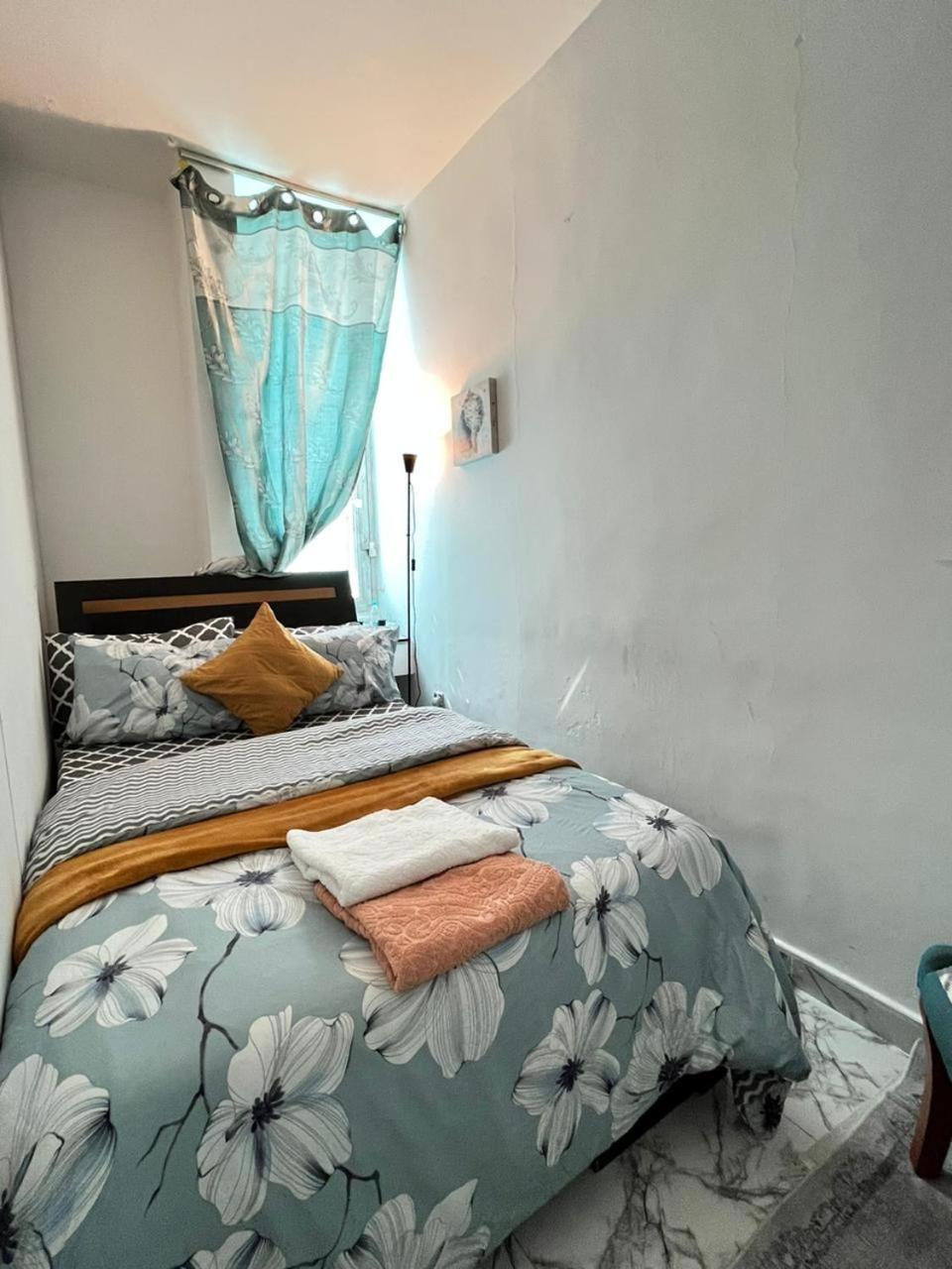 Privatunterkunft Tanih Place *